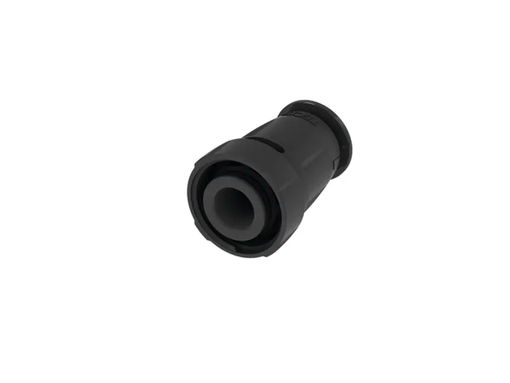 Schwarz gefärbter Steckverbinder von TECE mit einem zylindrischen Design und glatter Öffnung, geeignet für Rohrleitungen und Verbindungen in der Sanitärinstallation.